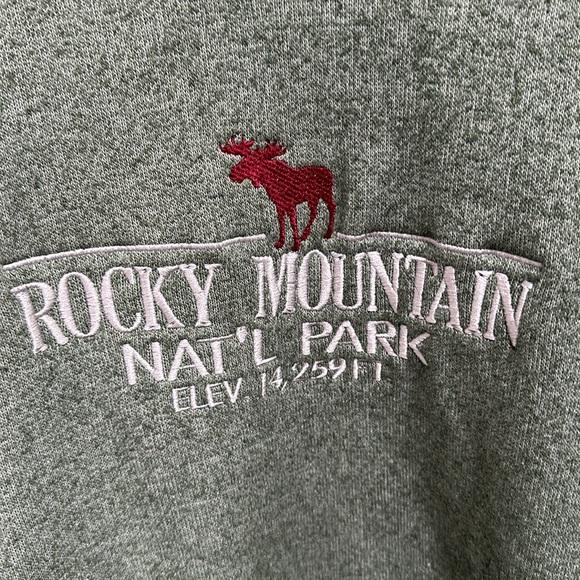 Rocky Mountain National Park oversized sweatshirt - Picture 2 of 3